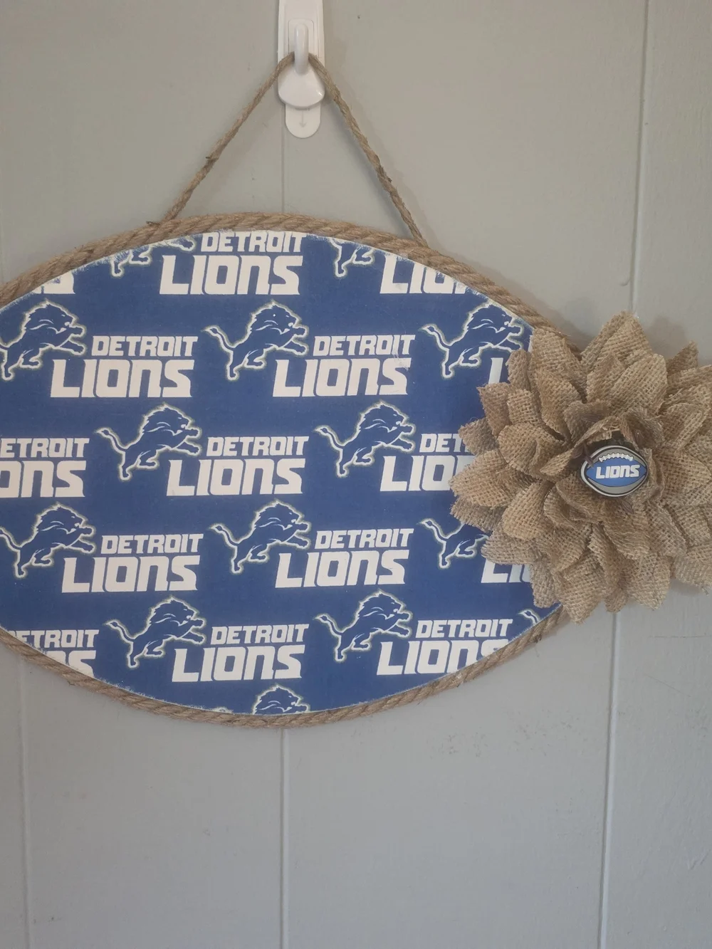Lions Blue and White Wall Décor